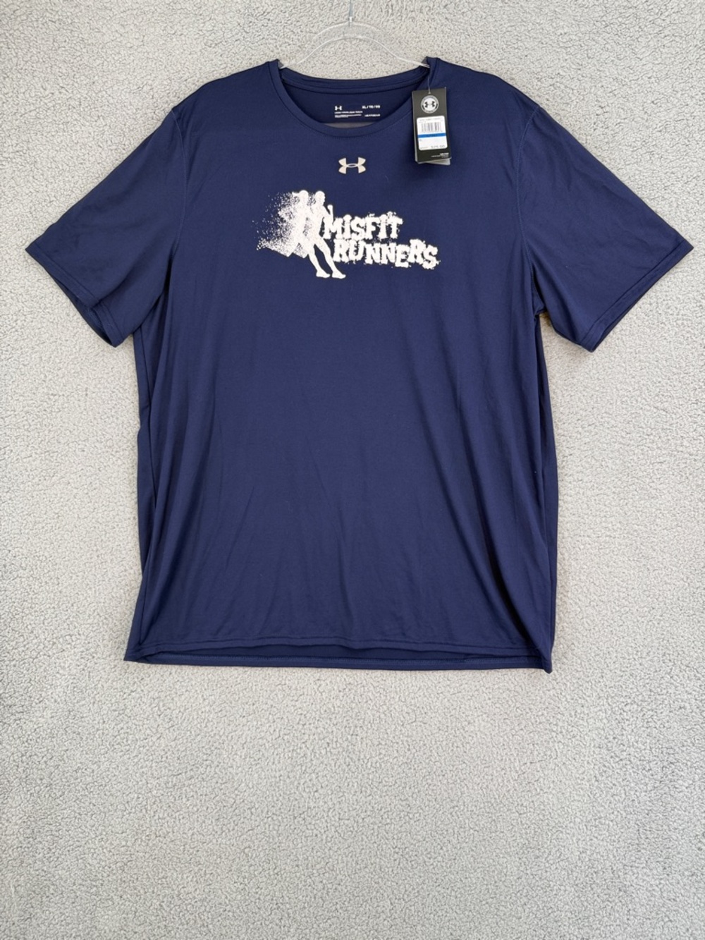 Under Armour Men’s XL Navy Short-Sleeve 'Misfit Runners' Performance Tee shirt